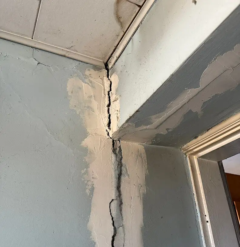 wall cracks